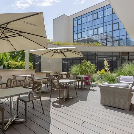 Les Loges Du Park Aparthotel