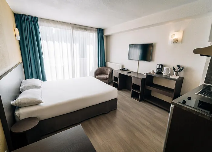 Les Loges Du Park - Hoteliere 3*