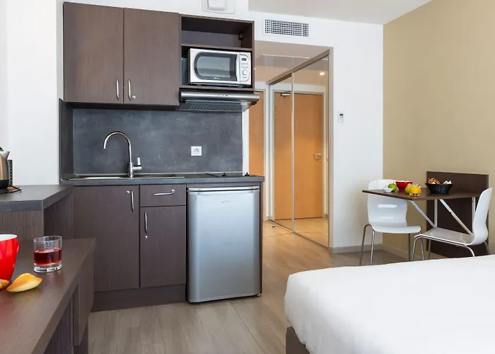 Les Loges Du Park - Hoteliere