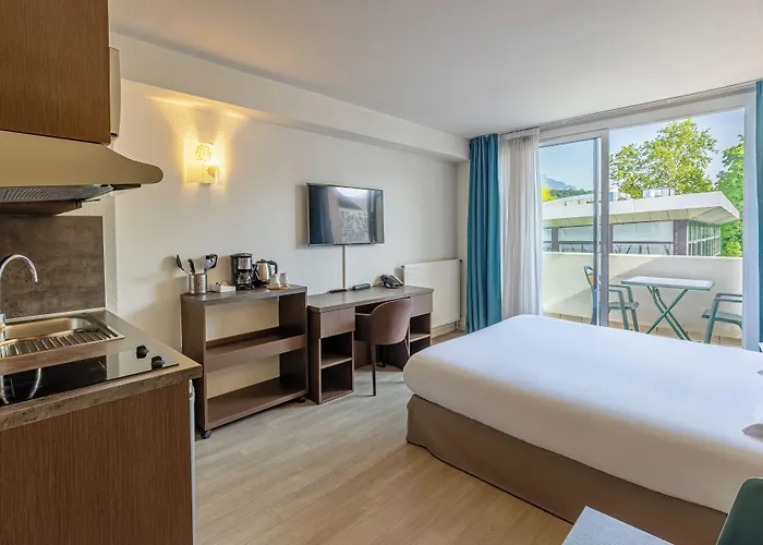 Aparthotel Les Loges Du Park - Hoteliere