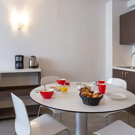 Les Loges Du Park - Hoteliere