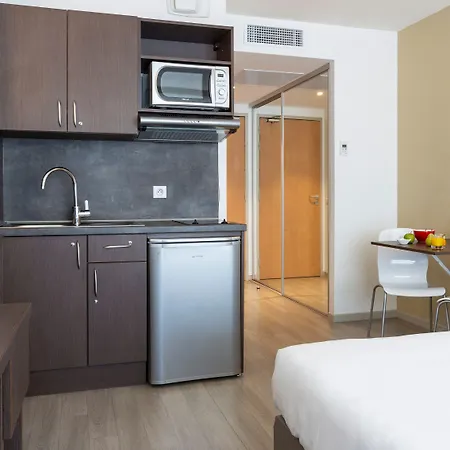 Les Loges Du Park - Hoteliere