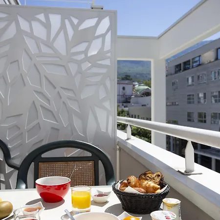 Les Loges Du Park Aparthotel