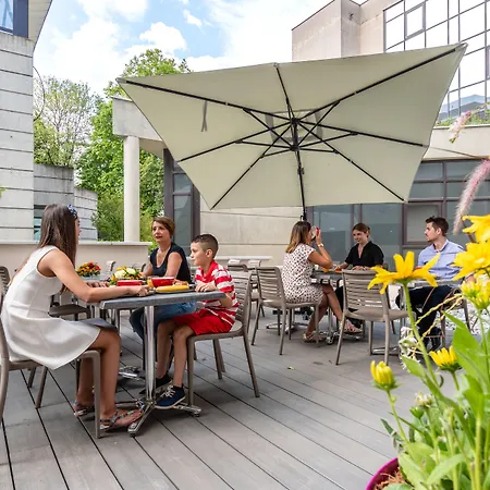 Les Loges Du Park Appart hôtel 3*