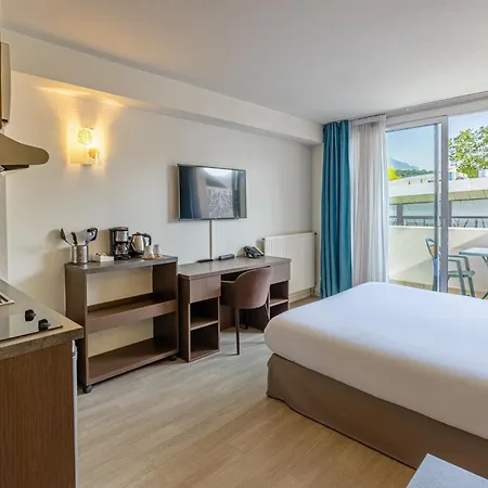 Les Loges Du Park - Hoteliere Aparthotel Aix-les-Bains