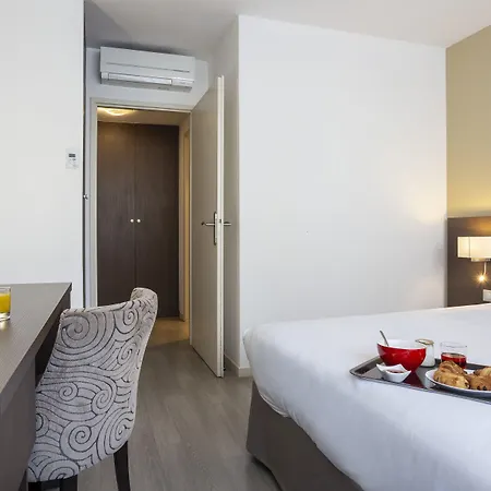 Les Loges Du Park - Hoteliere