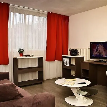 Les Loges Du Park - Hoteliere