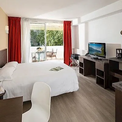 Aparthotel Les Loges Du Park - Hoteliere 3*