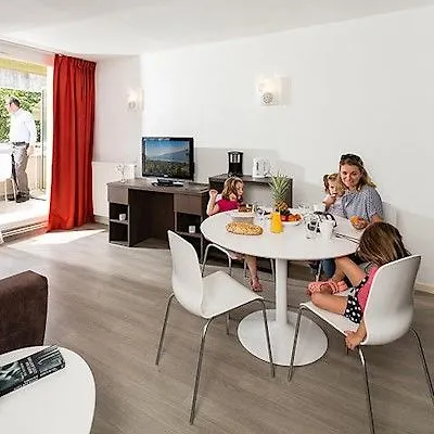 Les Loges Du Park - Hoteliere Aparthotel Aix-les-Bains