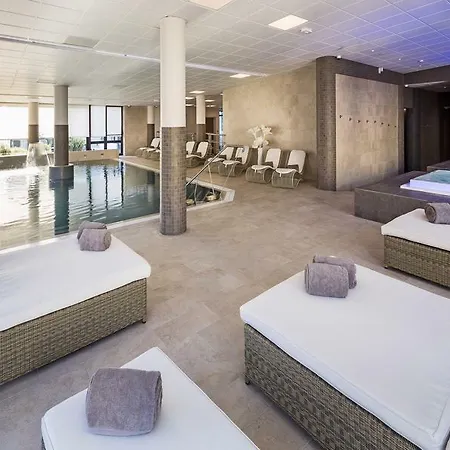 Les Loges Du Park Aparthotel 3*