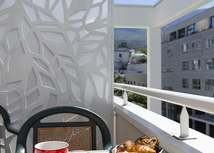 Les Loges Du Park Aparthotel